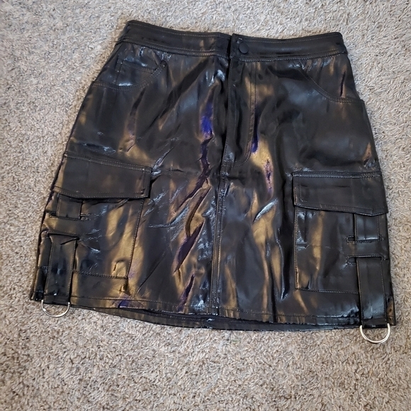 FOREVER 21 Vegan Leather Mini Skirt - Picture 2 of 7